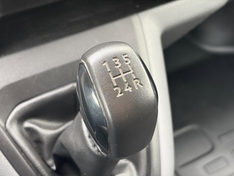 Vehicle Image 34