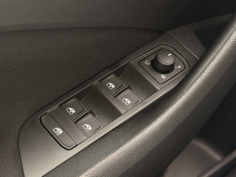 Vehicle Image 46
