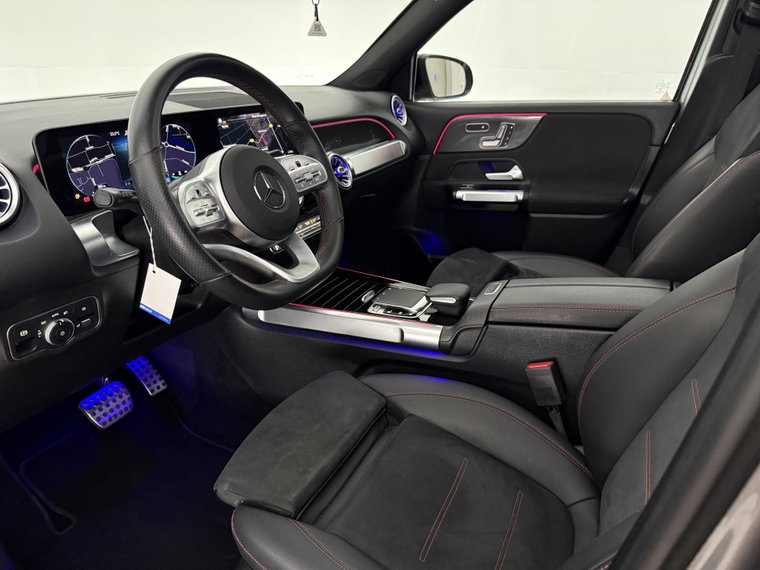 Vehicle Image 40