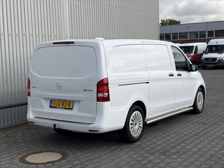 Vehicle Image 27