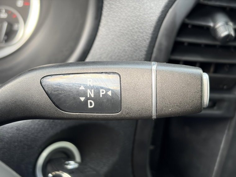 Vehicle Image 28