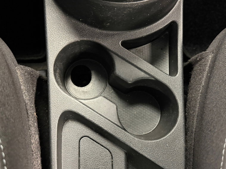 Vehicle Image 24