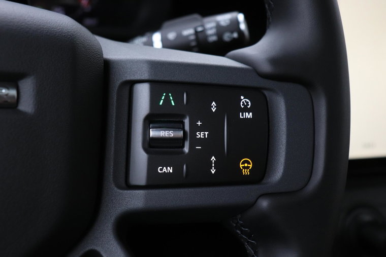 Vehicle Image 42