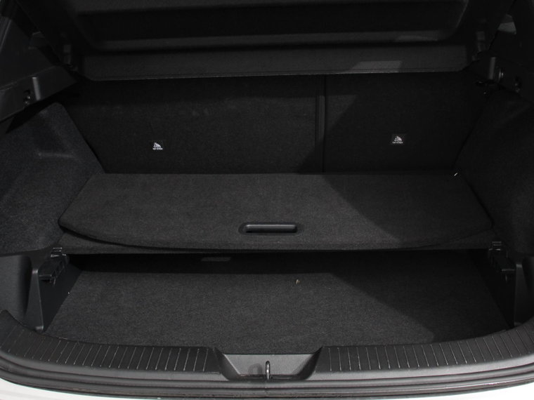 Vehicle Image 40
