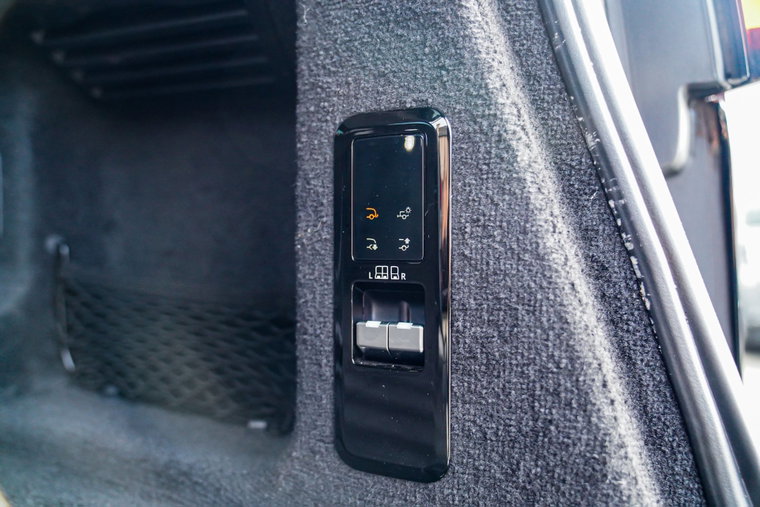 Vehicle Image 33
