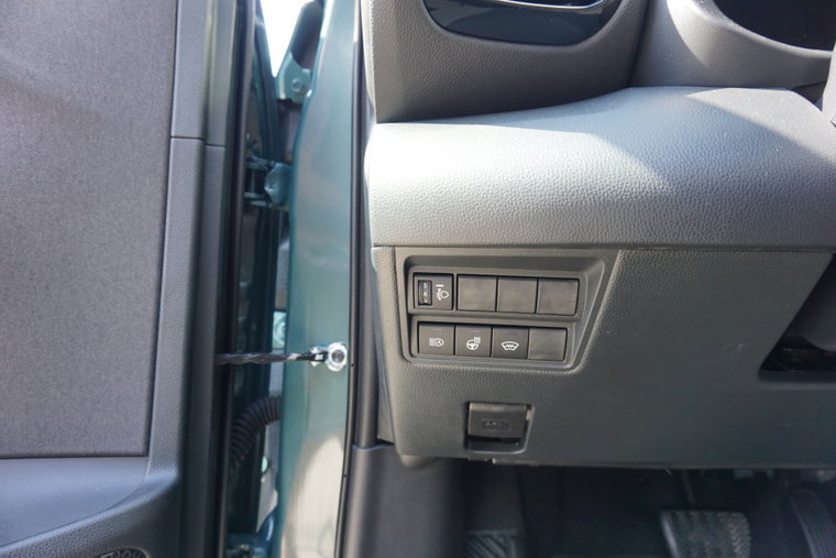 Vehicle Image 17