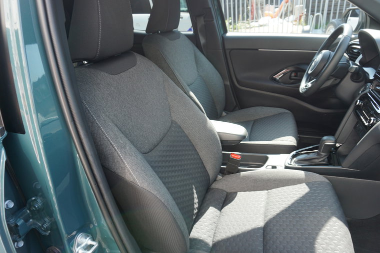 Vehicle Image 7