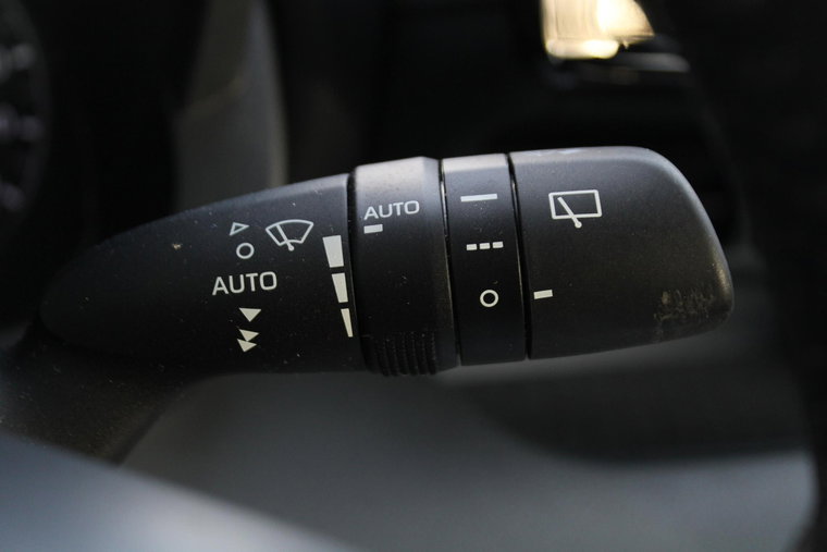 Vehicle Image 28