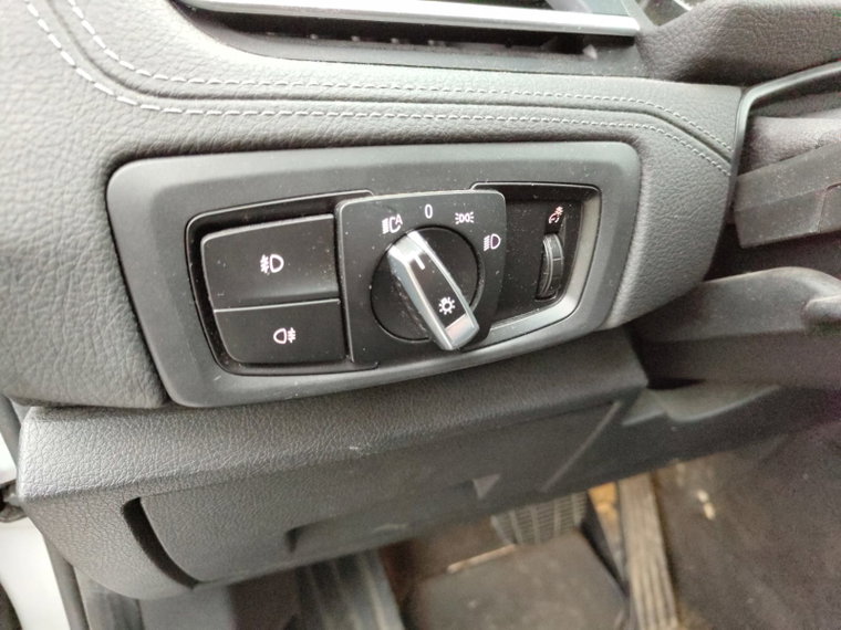 Vehicle Image 28