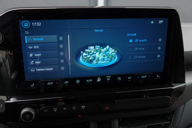 Vehicle Image 36
