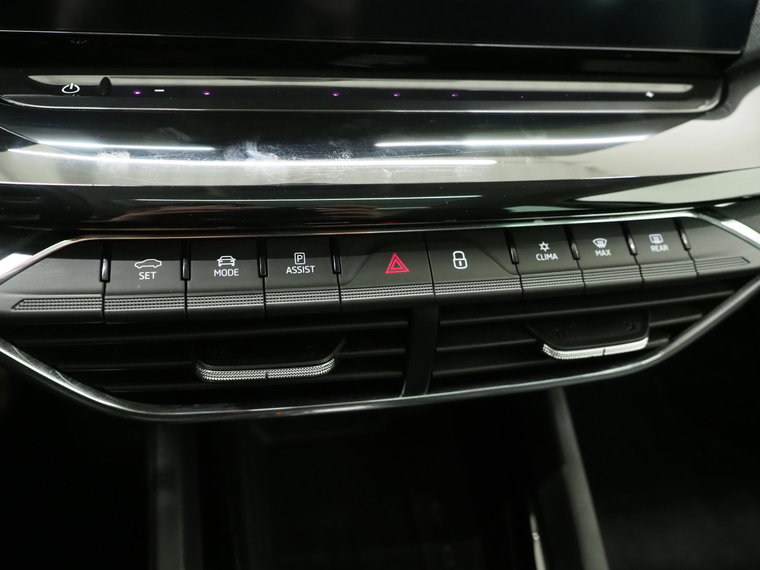 Vehicle Image 39