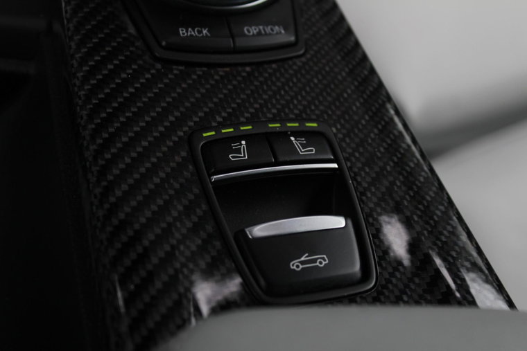 Vehicle Image 36