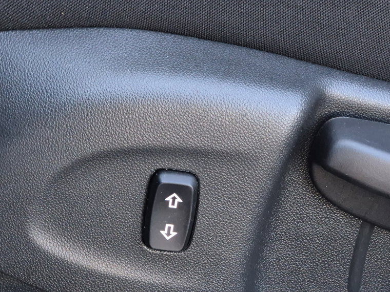 Vehicle Image 34