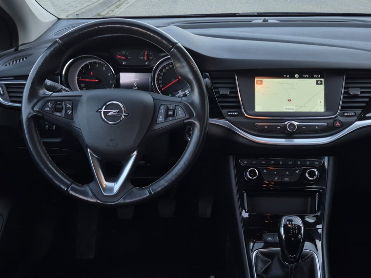 Vehicle Image 38
