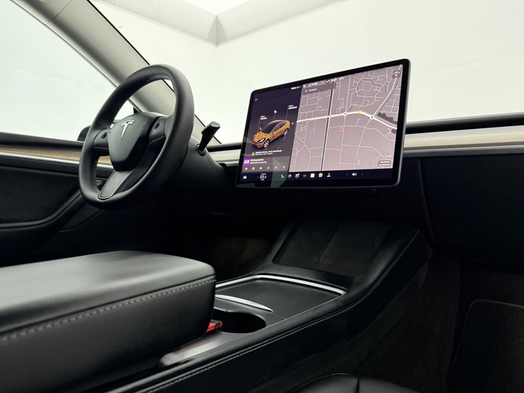 Vehicle Image 35