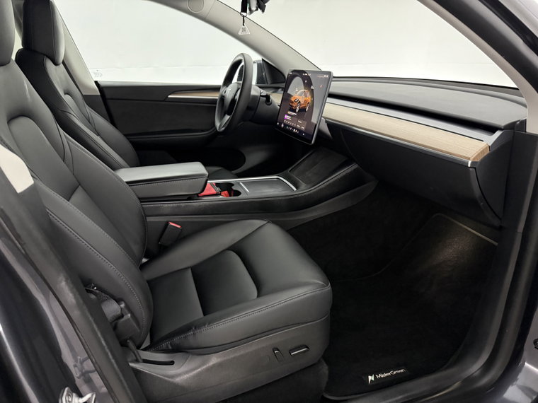 Vehicle Image 39