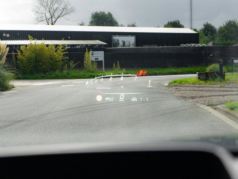 Vehicle Image 26