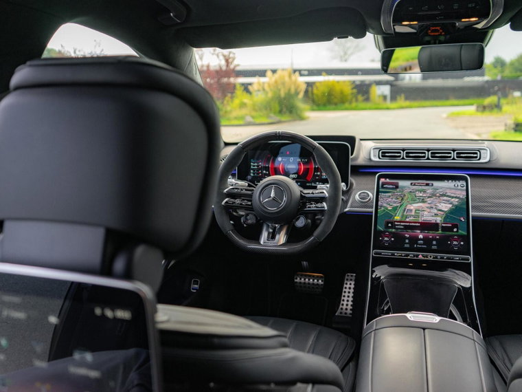Vehicle Image 35