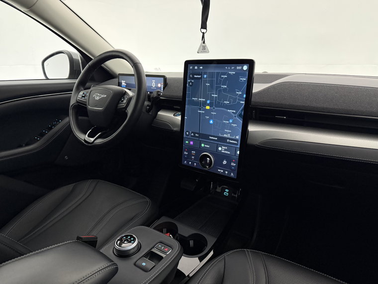 Vehicle Image 40