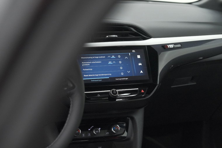 Vehicle Image 37