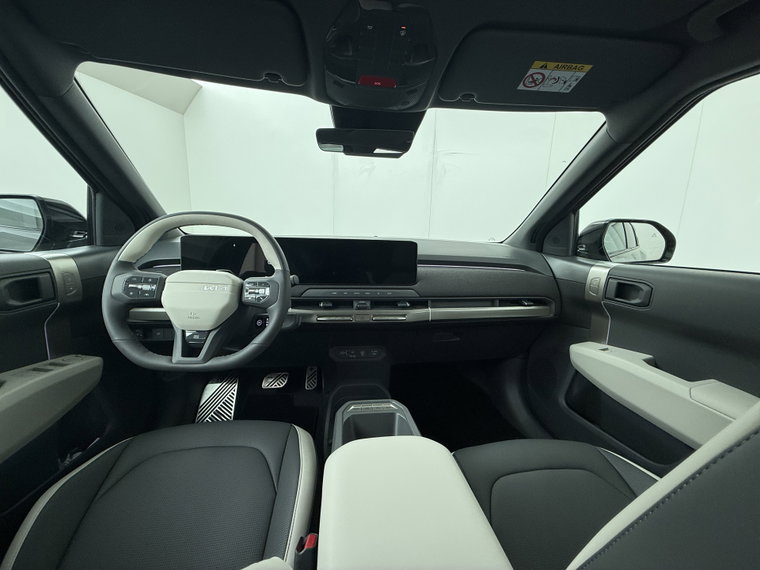 Vehicle Image 35
