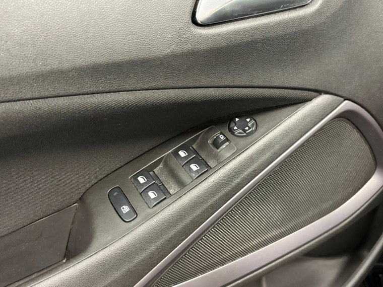 Vehicle Image 26