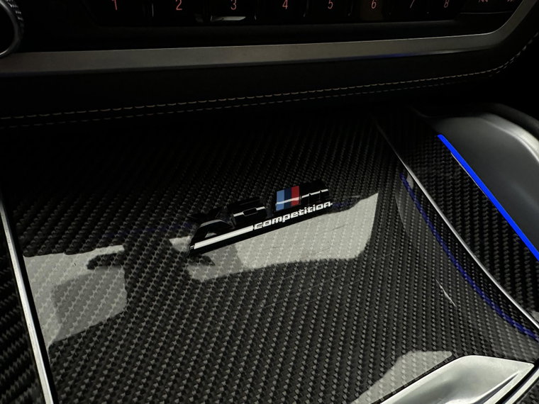 Vehicle Image 33
