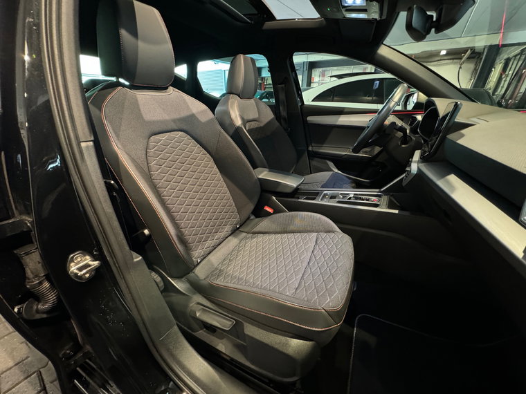 Vehicle Image 36
