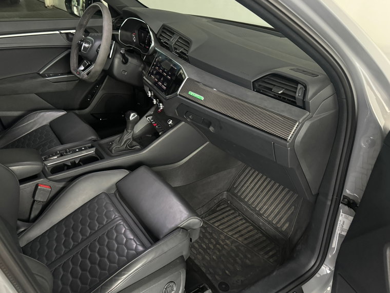 Vehicle Image 42