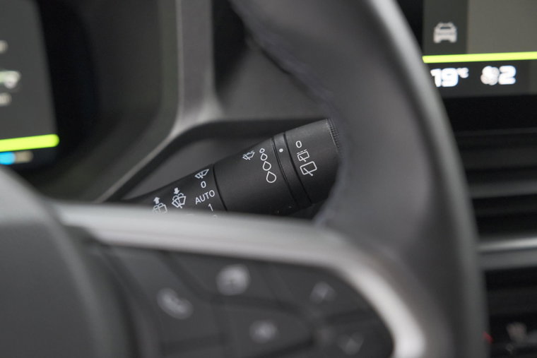Vehicle Image 39