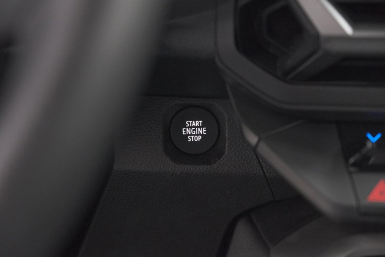 Vehicle Image 42