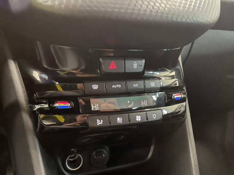 Vehicle Image 26