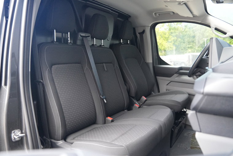 Vehicle Image 36