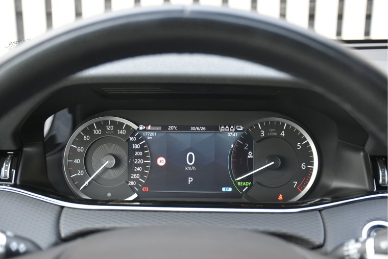Vehicle Image 21