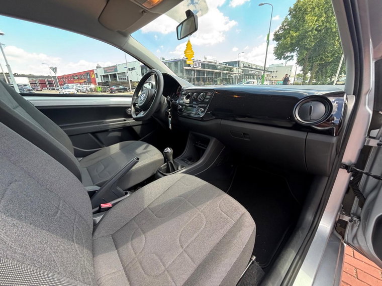 Vehicle Image 40