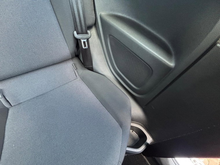 Vehicle Image 41