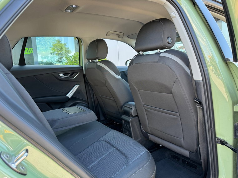 Vehicle Image 22