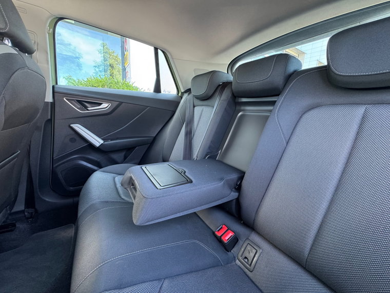 Vehicle Image 36
