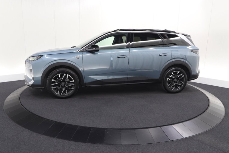 Vehicle Image 45