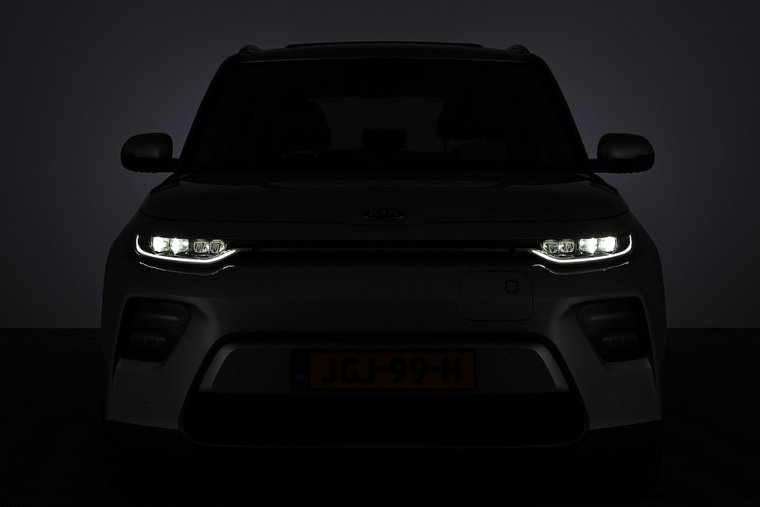 Vehicle Image 37