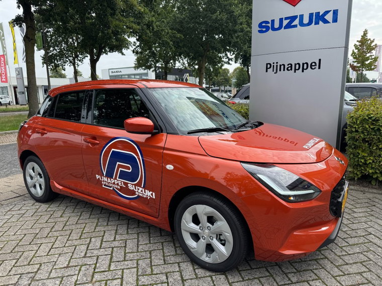 Vehicle Image 11