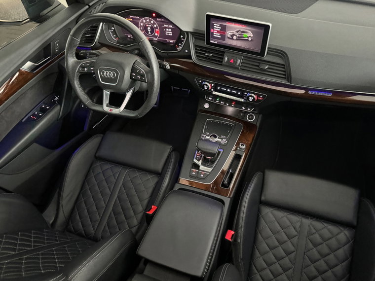 Vehicle Image 35