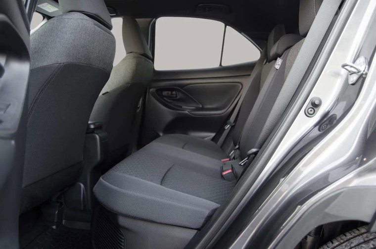 Vehicle Image 12