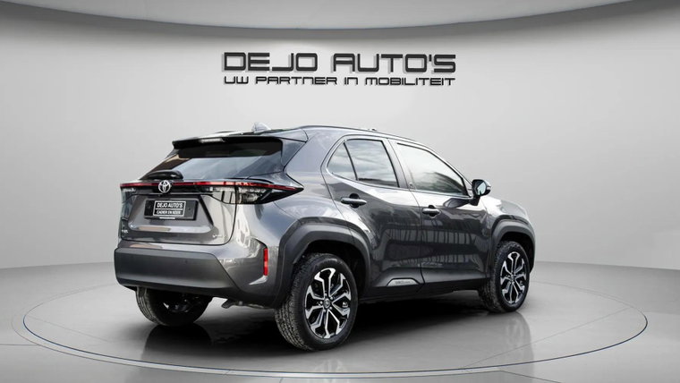 Vehicle Image 7