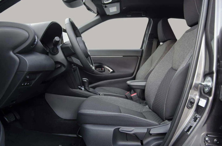 Vehicle Image 10