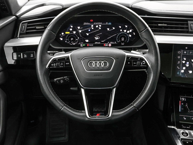 Vehicle Image 19