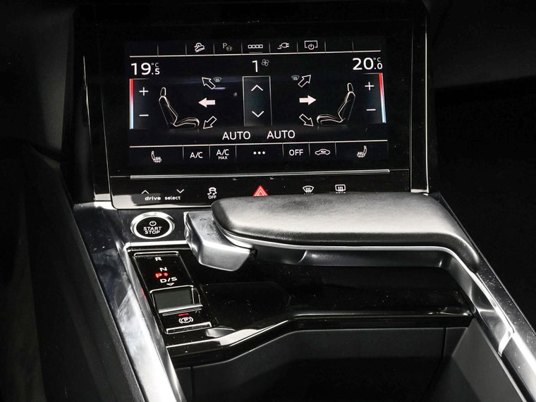 Vehicle Image 39