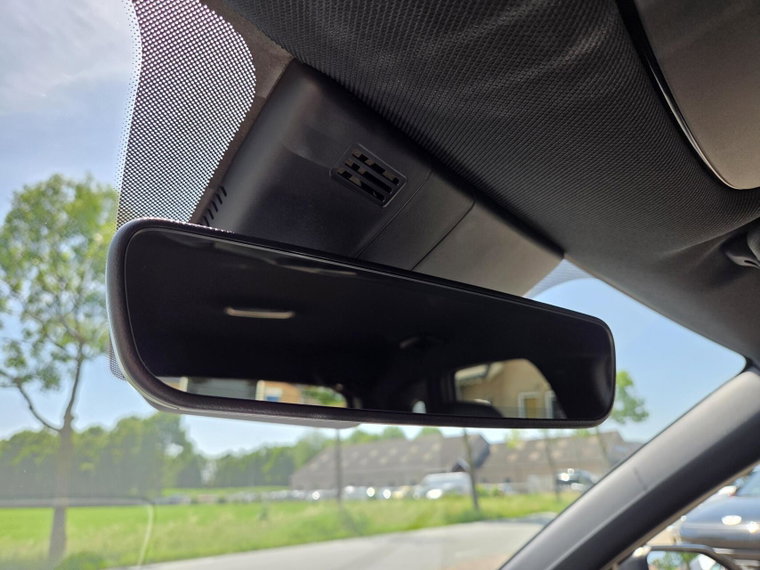 Vehicle Image 45