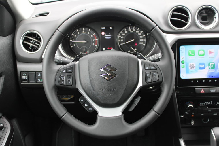 Vehicle Image 12