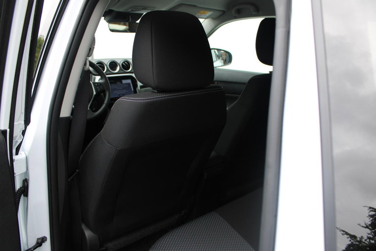 Vehicle Image 16